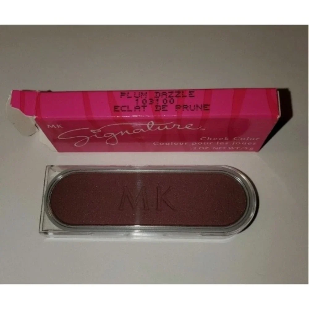New Mary Kay Signature Cheek Color Blush - Plum Dazzle